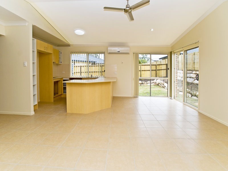 13 Rebecca Circuit, Eagleby QLD 4207