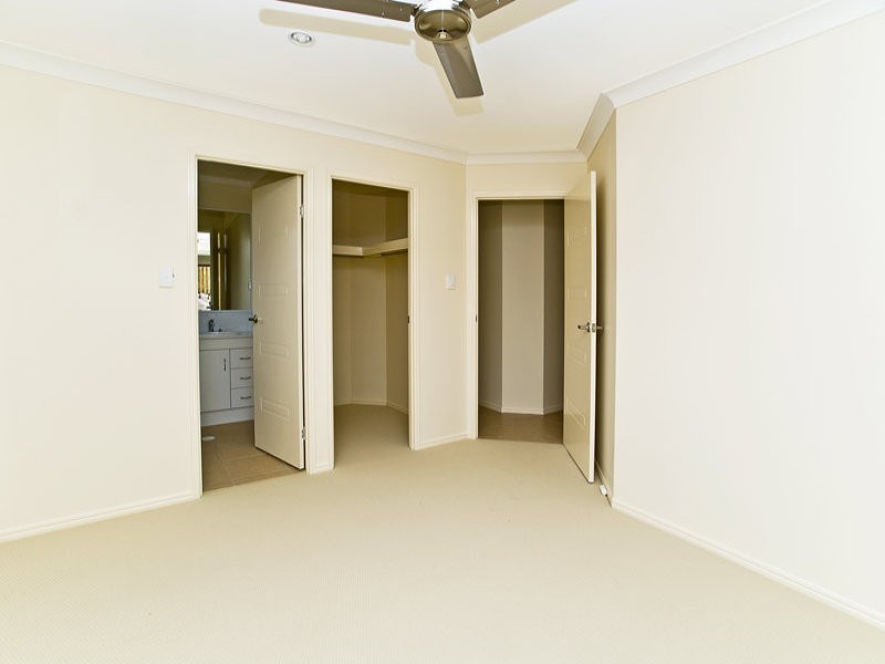 13 Rebecca Circuit, Eagleby QLD 4207