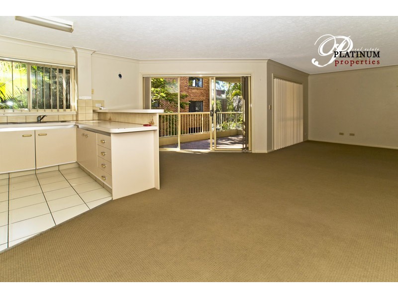 3/12 Madang Crescent, Runaway Bay QLD 4216