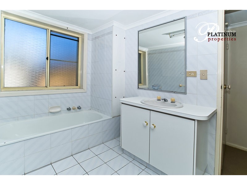 3/12 Madang Crescent, Runaway Bay QLD 4216