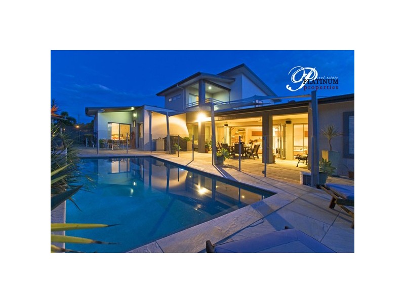 45 Costa Del Sol, Runaway Bay QLD 4216