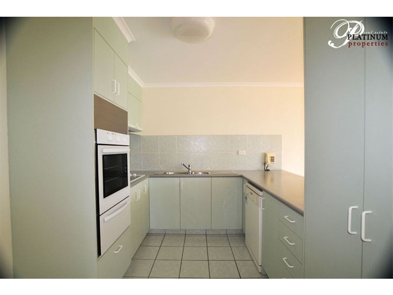 11/1 Poinsettia Ave, Hollywell QLD 4216