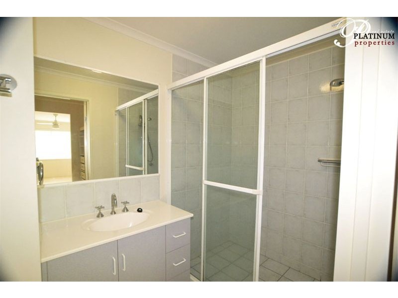 11/1 Poinsettia Ave, Hollywell QLD 4216