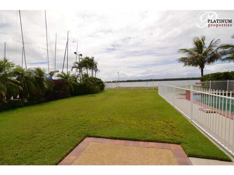 11/1 Poinsettia Ave, Hollywell QLD 4216