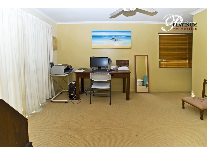 138 Paradise Parade, Paradise Point QLD 4216