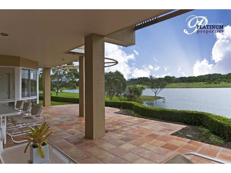 91 Cabana Bvd, Benowa Waters QLD 4217