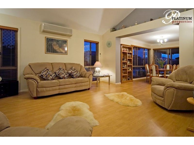 9 Bellwood Place, Molendinar QLD 4214