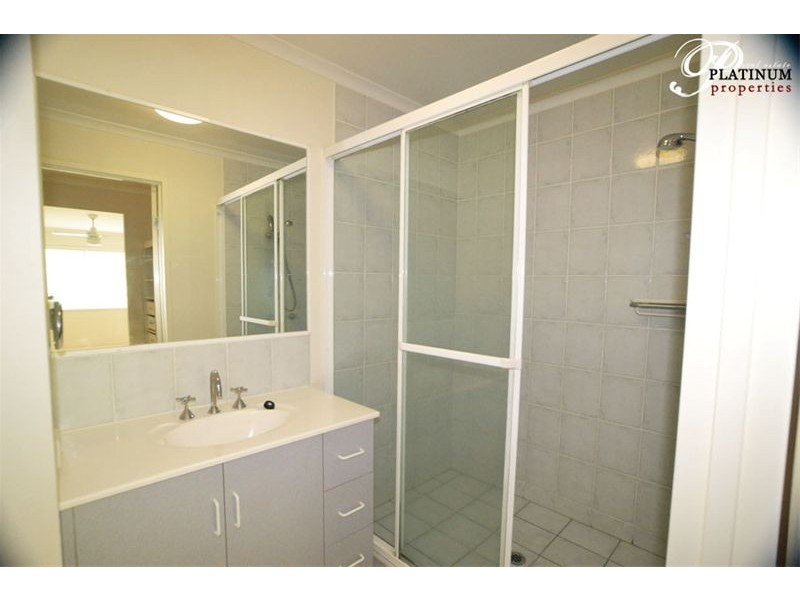 11/1 Poinsettia Ave, Hollywell QLD 4216