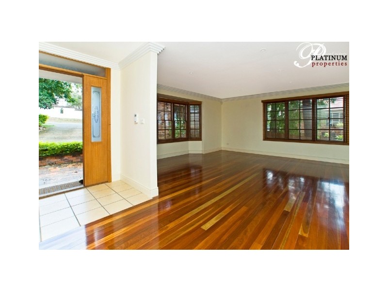 471A Pine Ridge Road, Runaway Bay QLD 4216