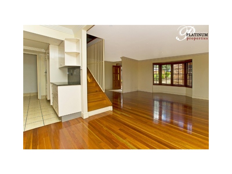 471A Pine Ridge Road, Runaway Bay QLD 4216