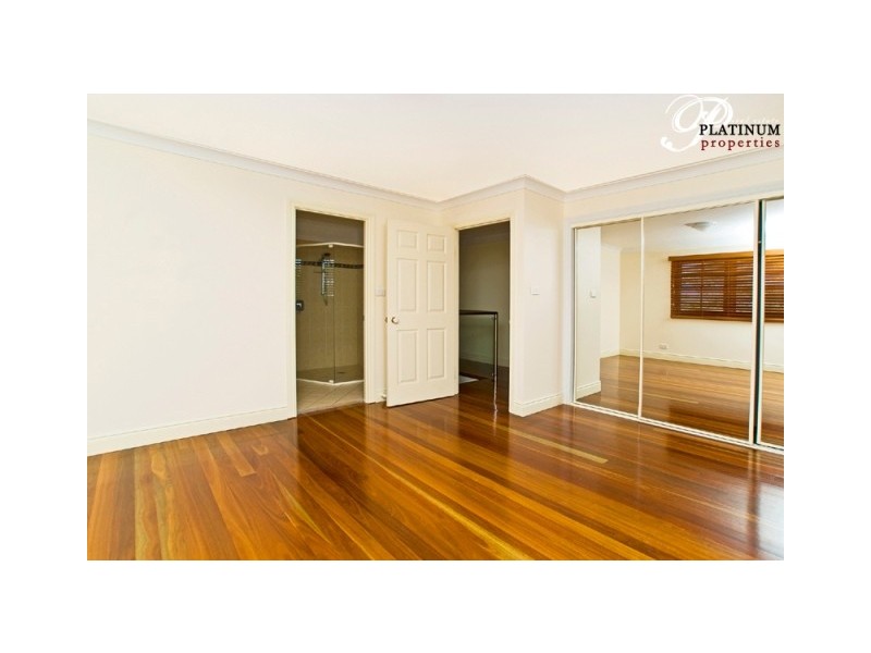 471A Pine Ridge Road, Runaway Bay QLD 4216