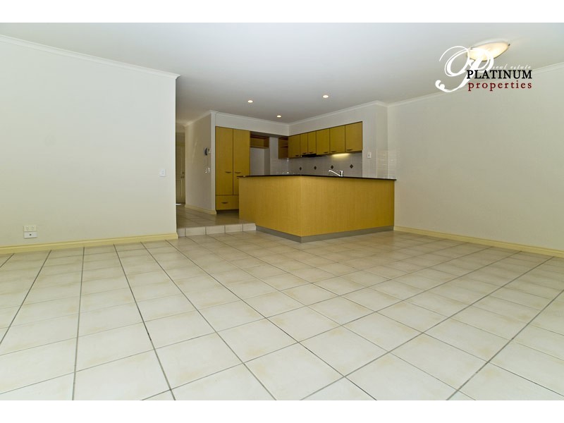 8869 Magnolia Drive East, Hope Island QLD 4212