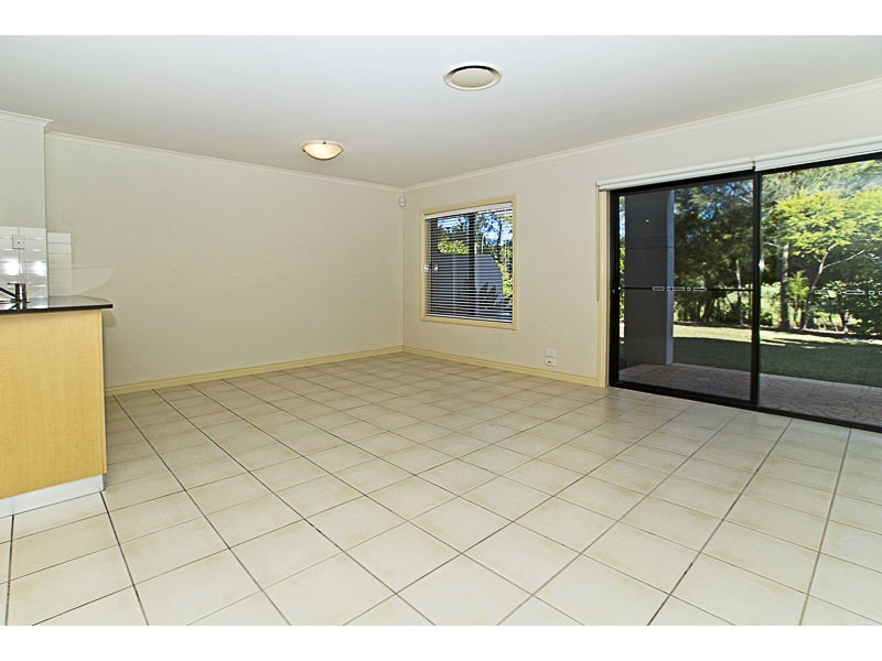 8869 Magnolia Drive East, Hope Island QLD 4212