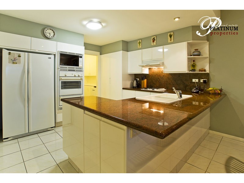 37/3 Lee Road, Runaway Bay QLD 4216