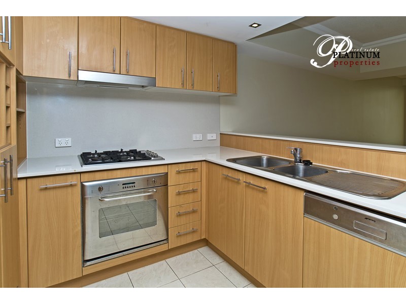 1503/50 Marine Parade, Southport QLD 4215