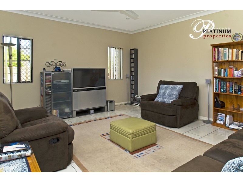 1/1 Patricia Court, Nerang QLD 4211