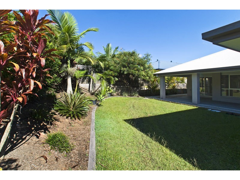 15 Slipstream Road, Coomera Waters QLD 4209