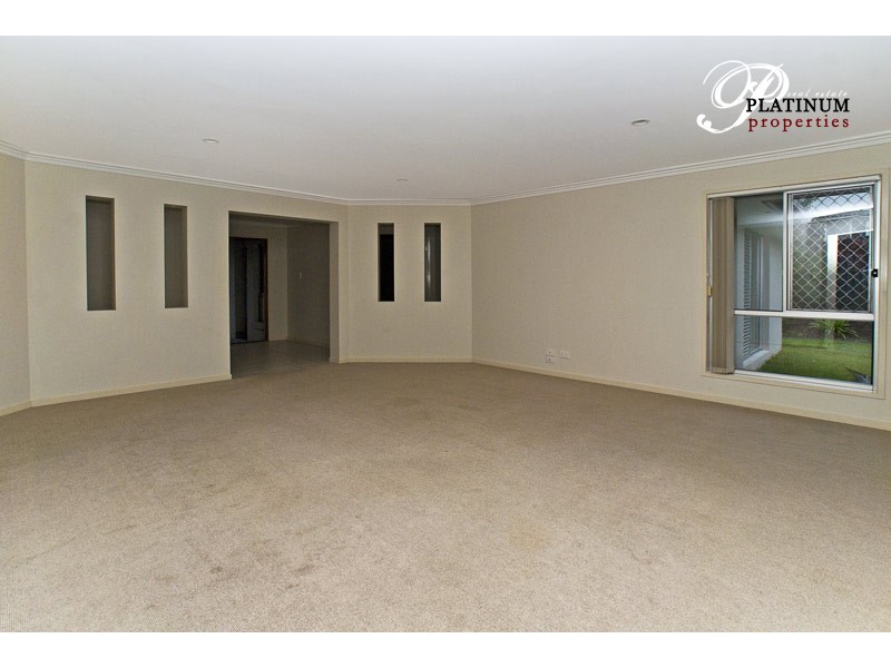 15 Slipstream Road, Coomera Waters QLD 4209