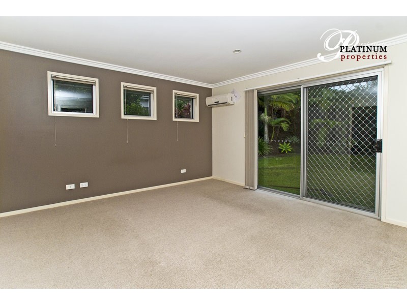 15 Slipstream Road, Coomera Waters QLD 4209