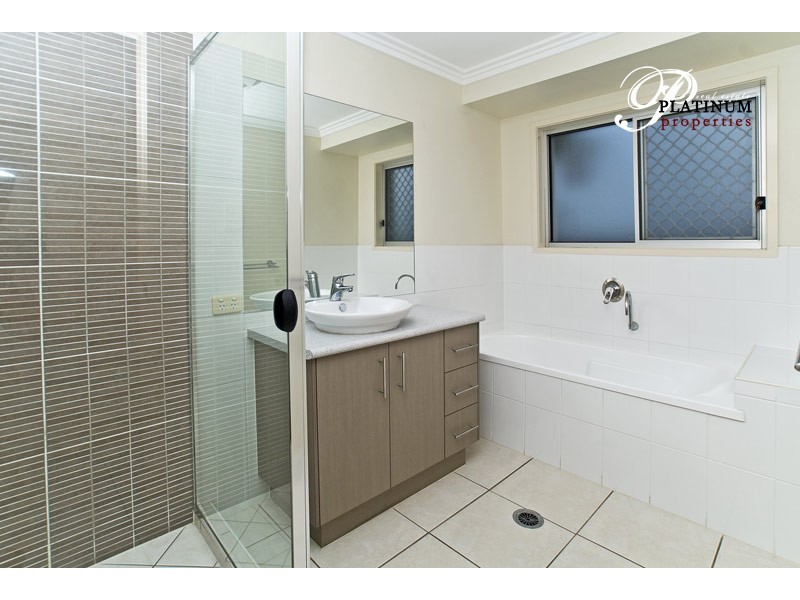 15 Slipstream Road, Coomera Waters QLD 4209