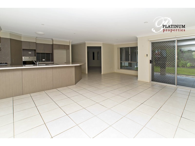 15 Slipstream Road, Coomera Waters QLD 4209