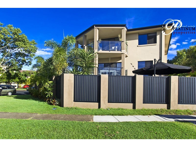 1/1 Oleander Avenue, Biggera Waters QLD 4216