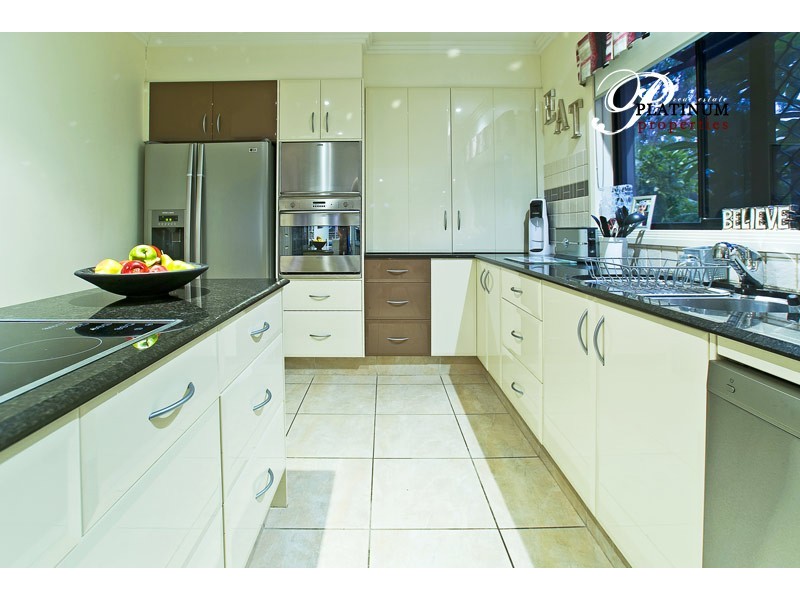 1/1 Oleander Avenue, Biggera Waters QLD 4216