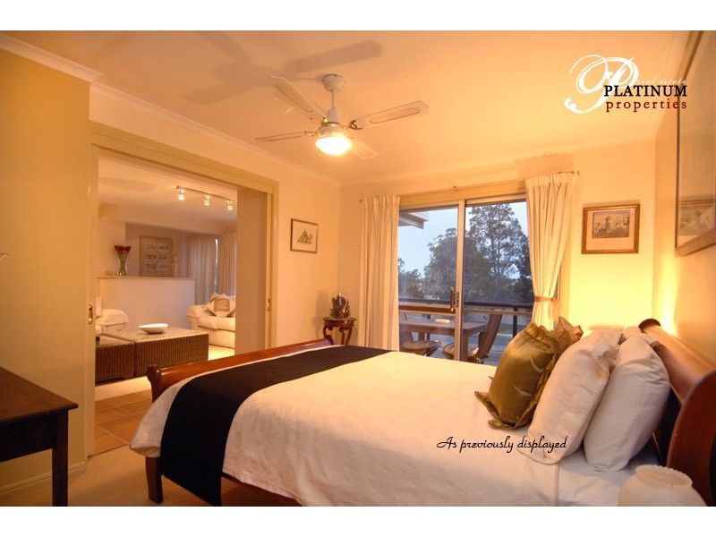 138 Paradise Parade, Paradise Point QLD 4216