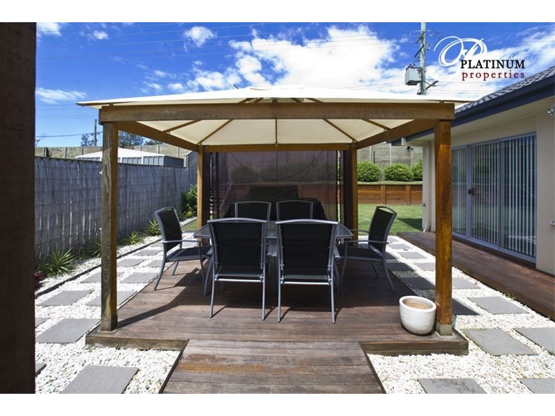 10 Lanier Close, Oxenford QLD 4210