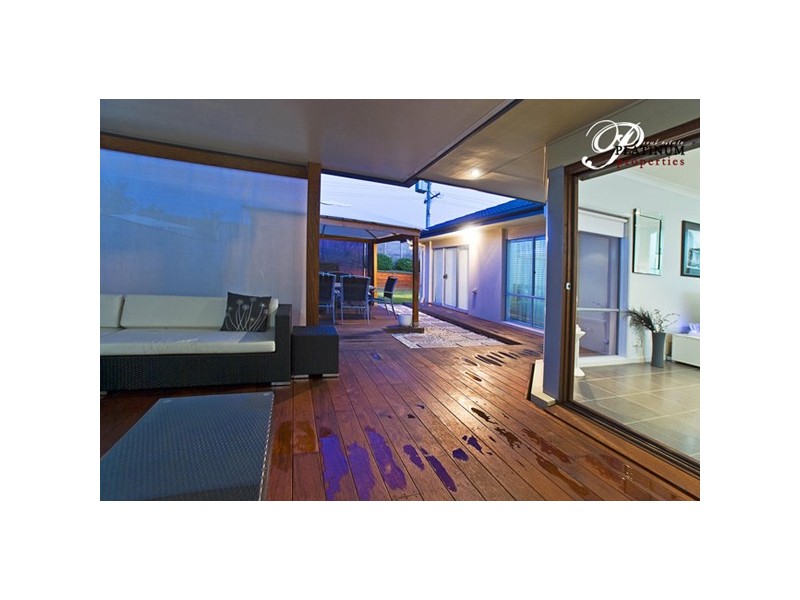 10 Lanier Close, Oxenford QLD 4210