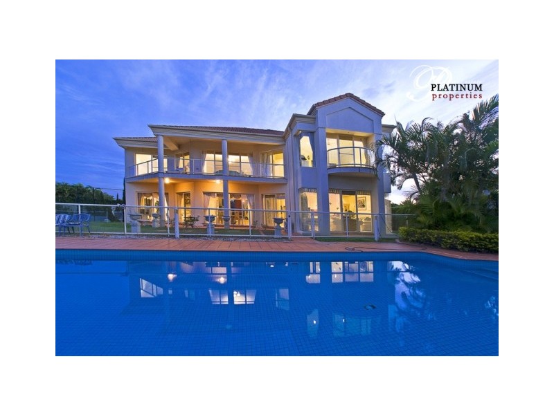 1137 Rosebank Way, Hope Island QLD 4212