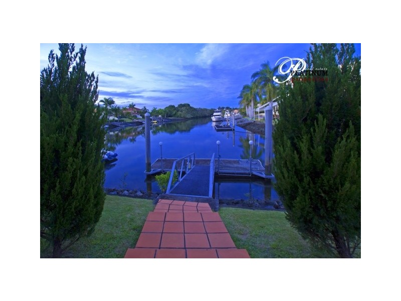 1137 Rosebank Way, Hope Island QLD 4212