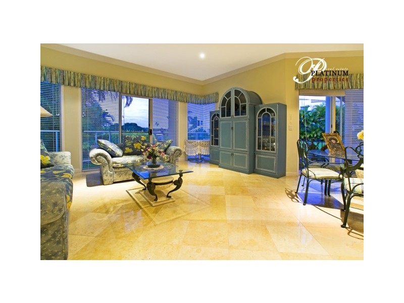 1137 Rosebank Way, Hope Island QLD 4212