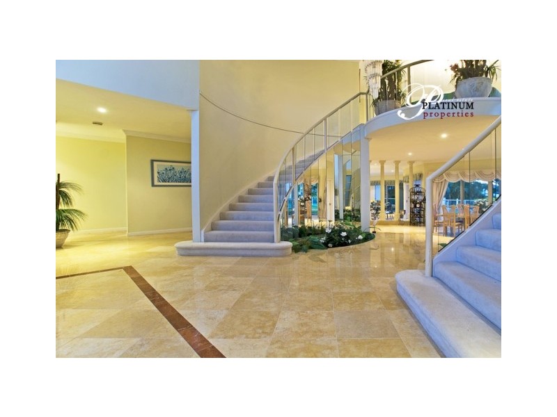 1137 Rosebank Way, Hope Island QLD 4212
