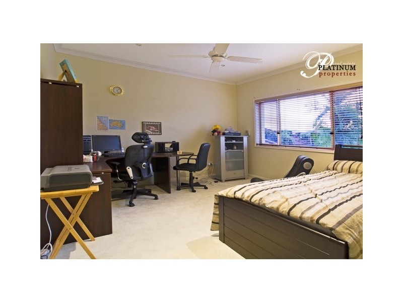 1137 Rosebank Way, Hope Island QLD 4212