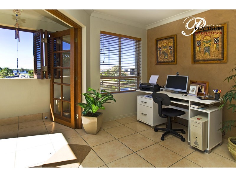 15/89 Bayview Street, Runaway Bay QLD 4216