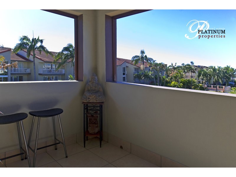 15/89 Bayview Street, Runaway Bay QLD 4216