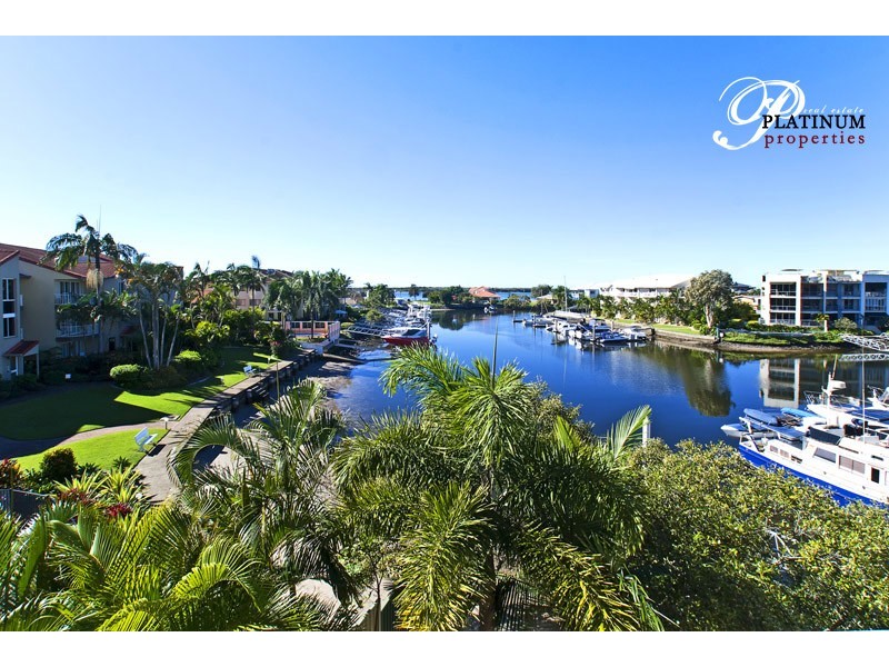 15/89 Bayview Street, Runaway Bay QLD 4216