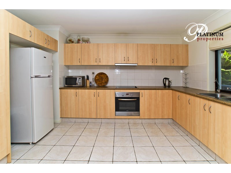 1/1 Marybeth Crescent, Molendinar QLD 4214