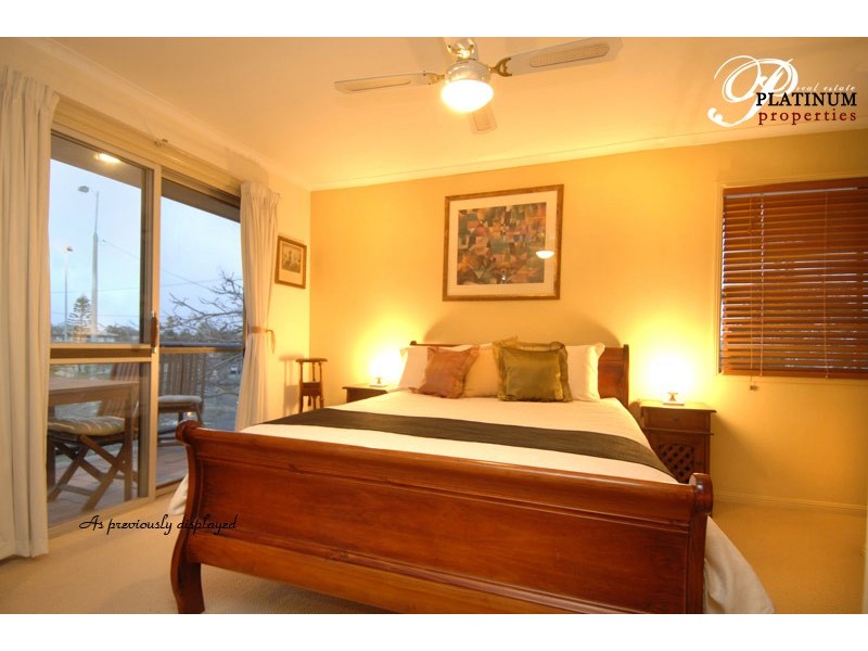 138 Paradise Parade, Paradise Point QLD 4216