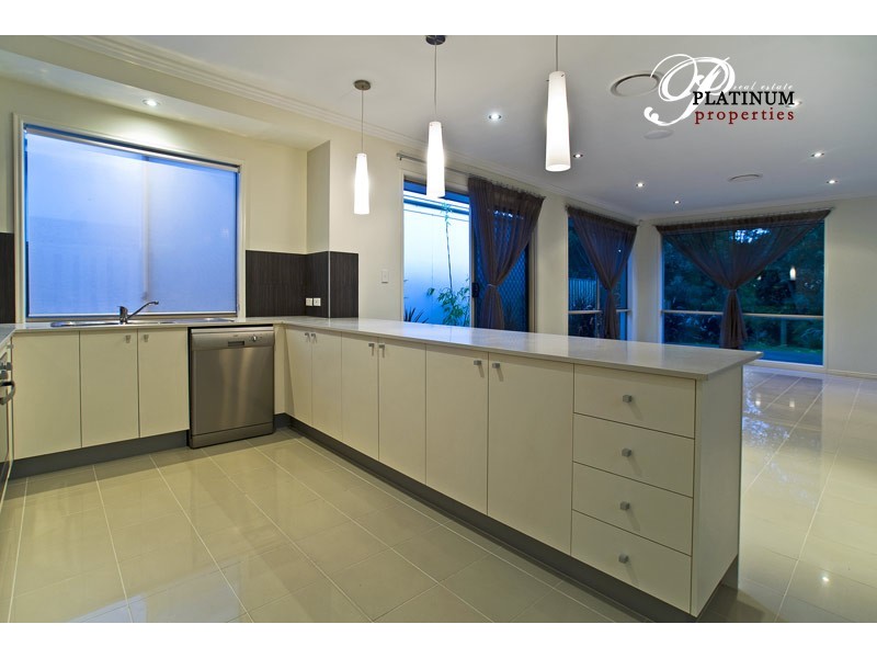 10 Hans Street, Upper Coomera QLD 4209