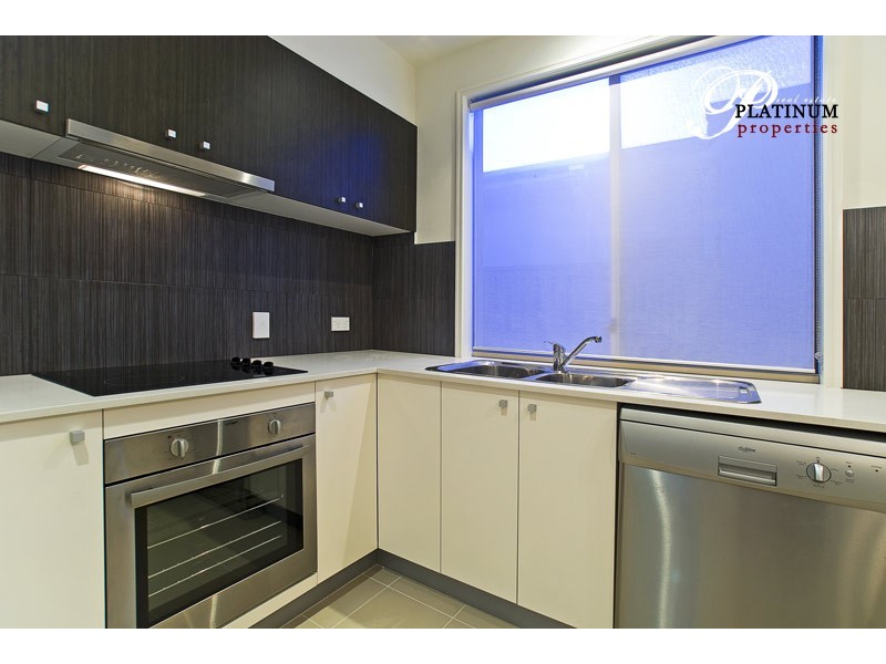 10 Hans Street, Upper Coomera QLD 4209