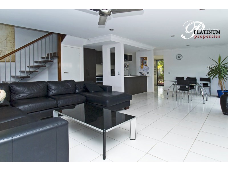 3 Valencia Boulevard, Burleigh Heads QLD 4220