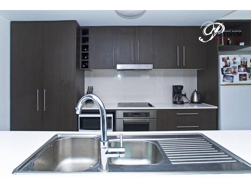 3 Valencia Boulevard, Burleigh Heads QLD 4220