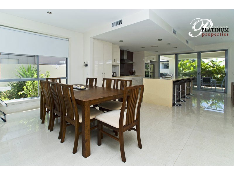 7 Palladium Boulevard, Hope Island QLD 4212