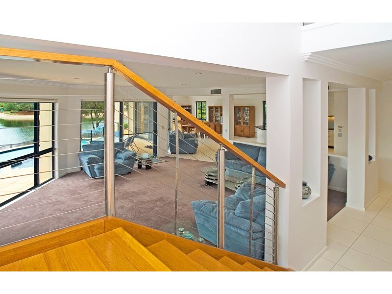 63 Bermuda Street, Broadbeach Waters QLD 4218