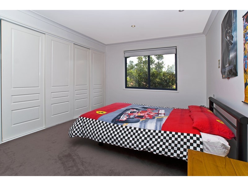 63 Bermuda Street, Broadbeach Waters QLD 4218