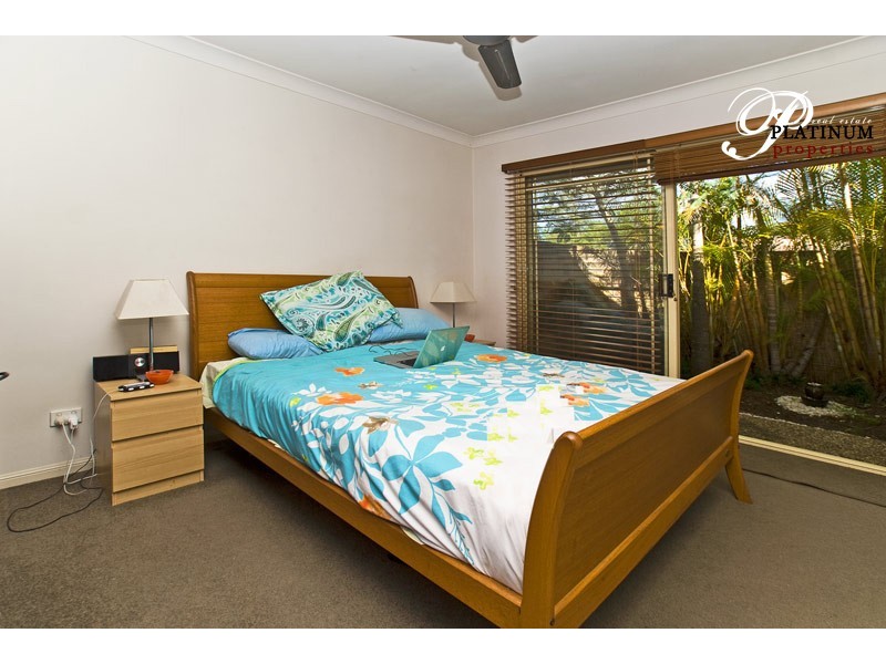 4/423 Oxley Drive, Runaway Bay QLD 4216