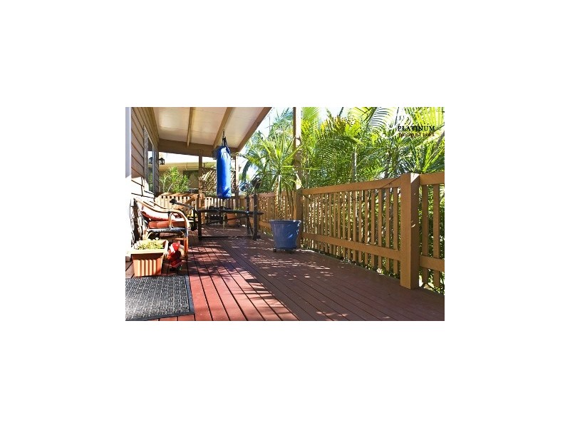 26 Clam Street, Runaway Bay QLD 4216