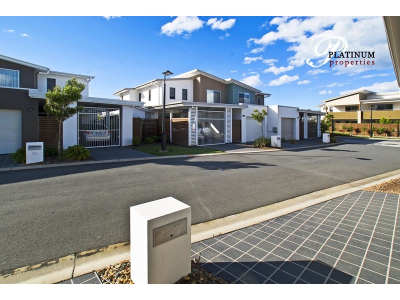 3 Valencia Boulevard, Burleigh Waters QLD 4220